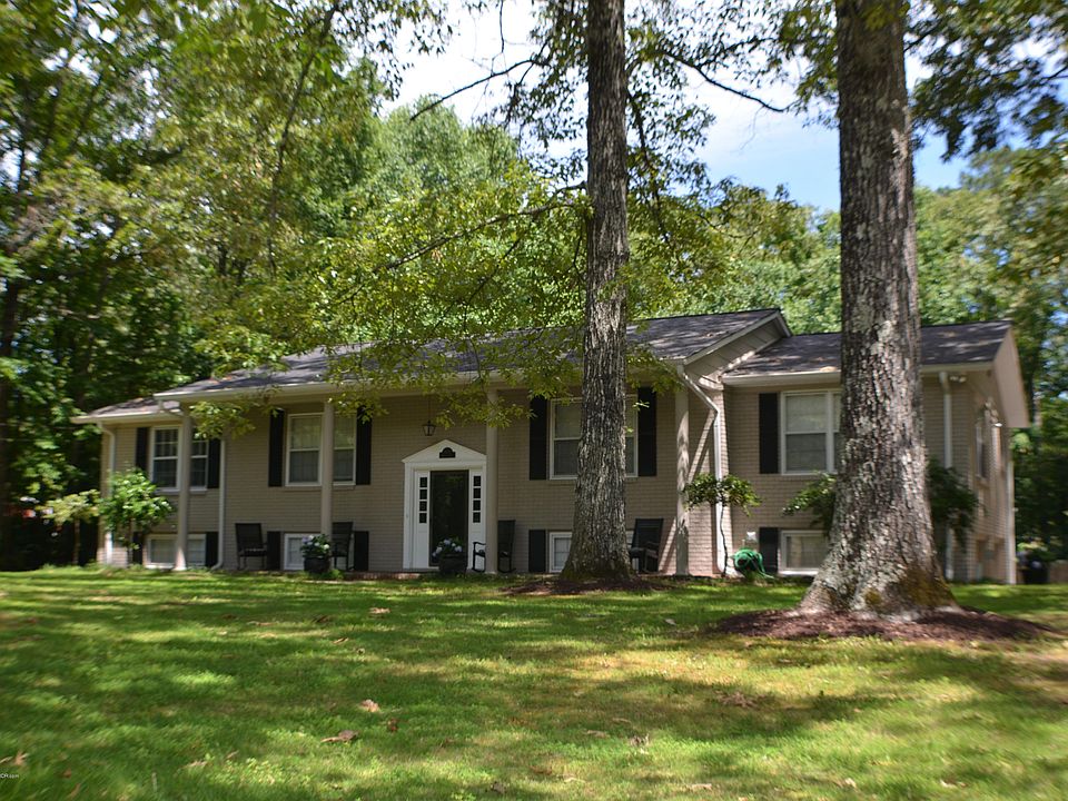 1st image of 2607 Heritage Dr