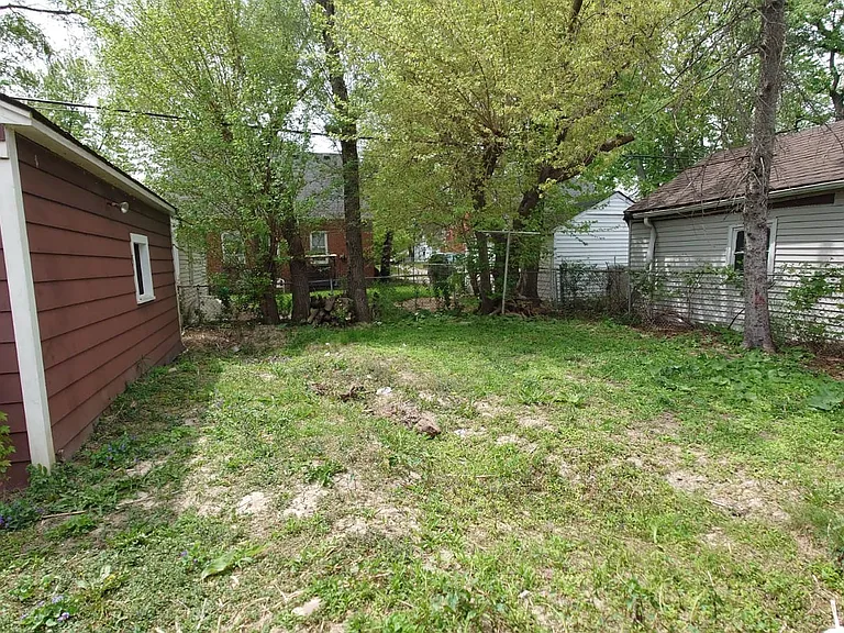 5263 Lodewyck St — Photo 13