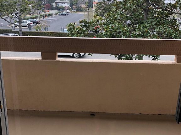 balcony and 2nd floor view