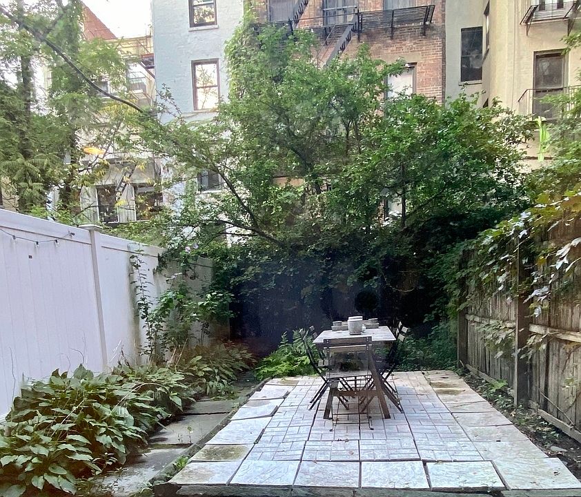1st image of 459 W 49th St APT 1W