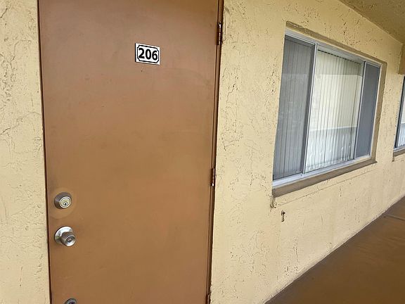 2nd image of 500 Village Green Cir W APT 206