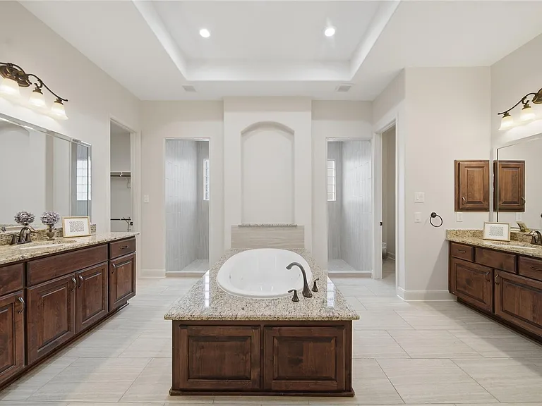 17614 Melmore Dr — Photo 18