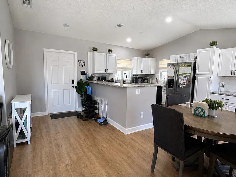24862 SW 128th Ct — Photo 4