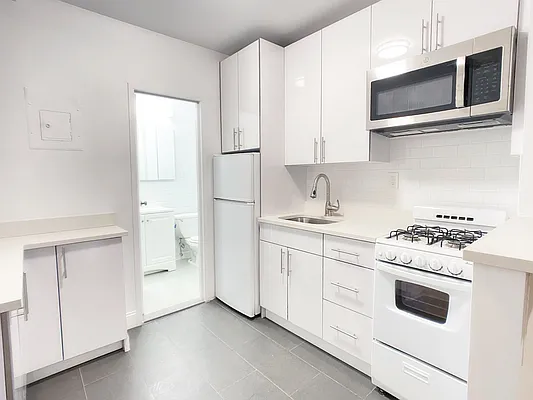 Rented by (Legacy) Scope Realty | media 11