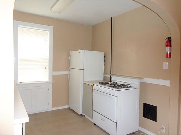 5th image of 4349 Connecticut St APT 1E