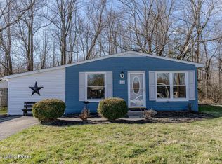 8716 James R Rd, Fairdale, KY 40118