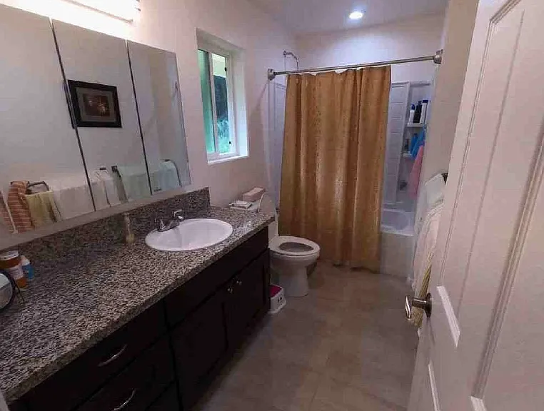 855 Ainako Ave #B — Photo 7