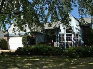 5916 Vicksburg Ln, Indianapolis, IN 46254
