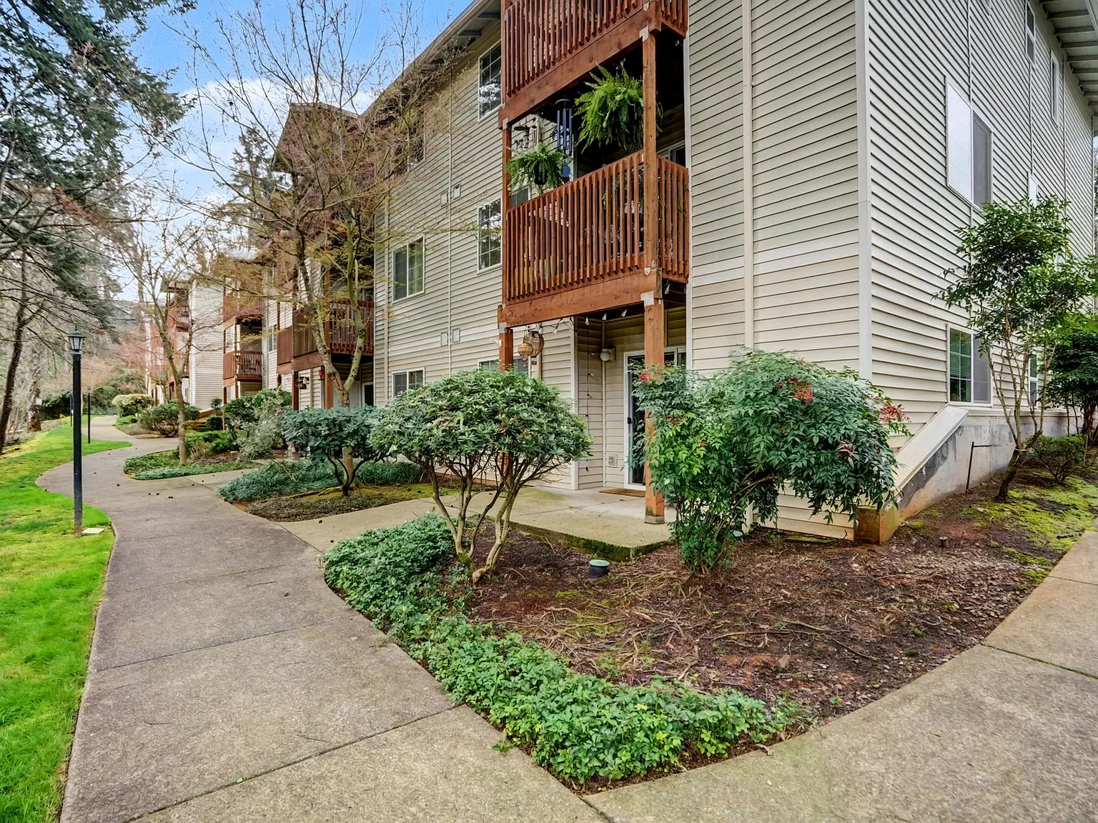 The Apartments at Cinnamon Lakes — Photo 4
