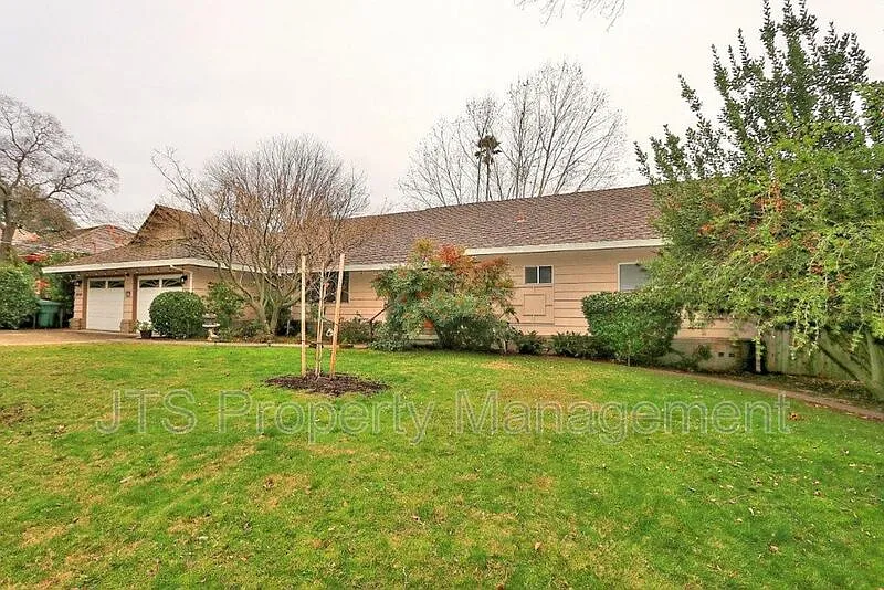 4 bed, 4.0 bath, 2650 sqft, $4,235 — Photo 3