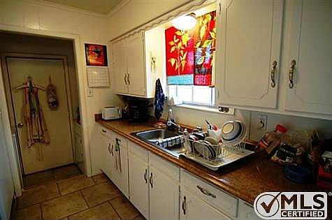 5th image of 1413 E Sherman Dr