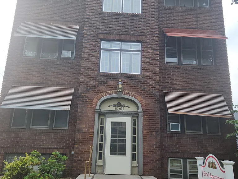 1248 Logan Ave NW #5 — Photo 9