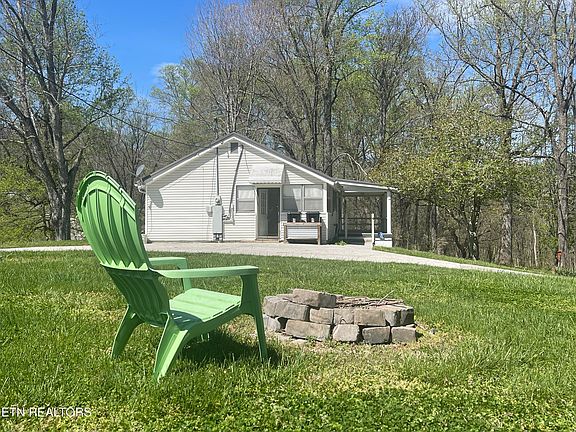 2nd image of 105 Echo Valley Rd