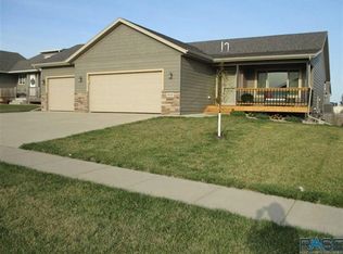 3900 S Homerun Ave, Sioux Falls, SD 57110