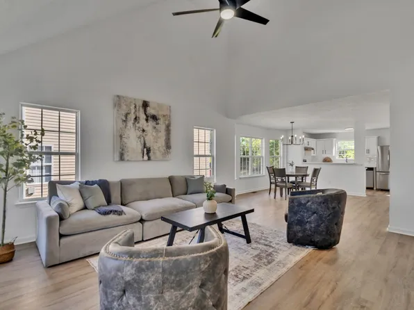 2804 Hydes Ferry Rd, Nashville, TN 37218
