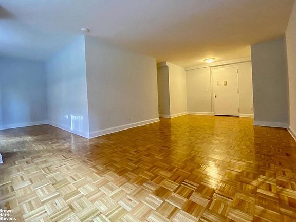 4th image of 222 E 19th St APT 1A