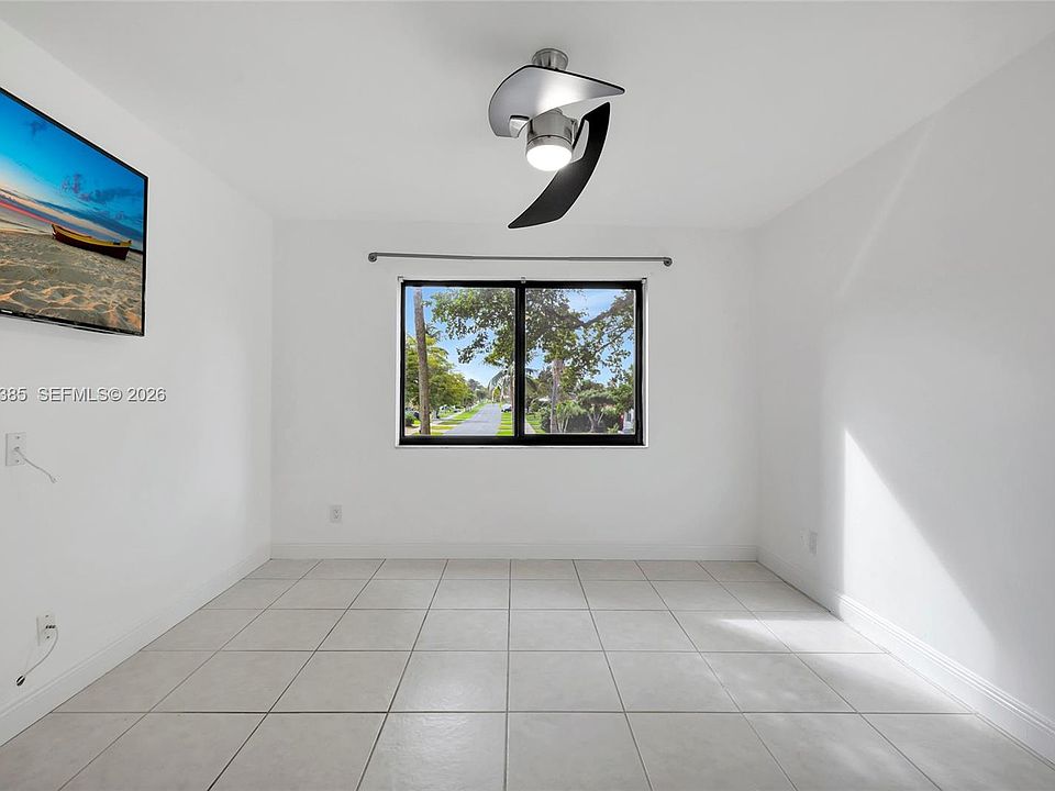 1st image of 126 S Cypress Rd APT 729