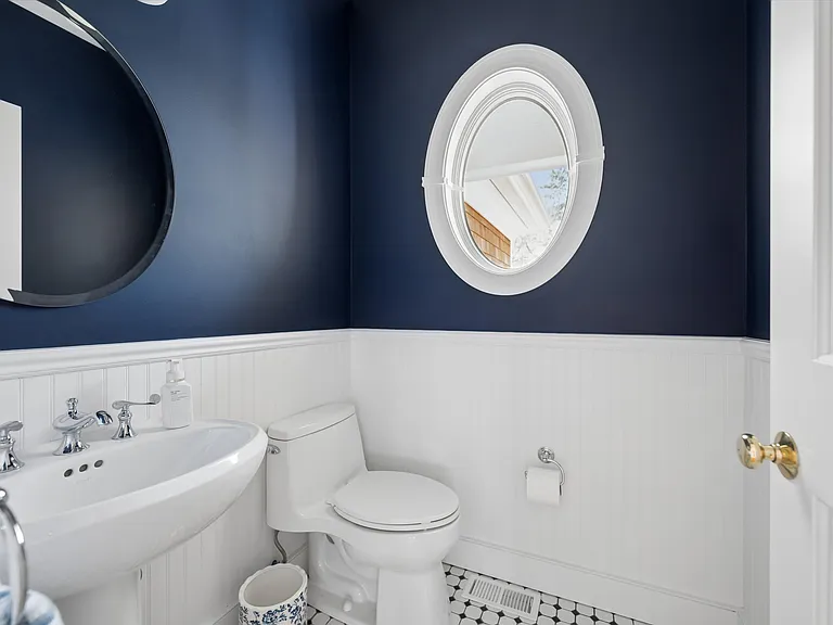 10 Peconic View Ct — Photo 10