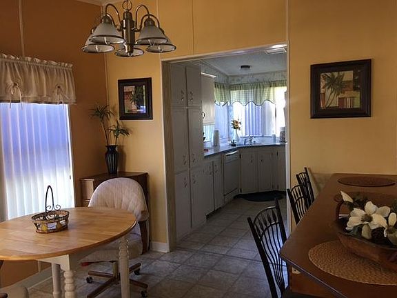 Kitchen seating