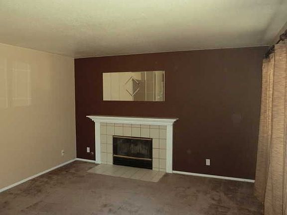 4th image of 28536 Windham Dr