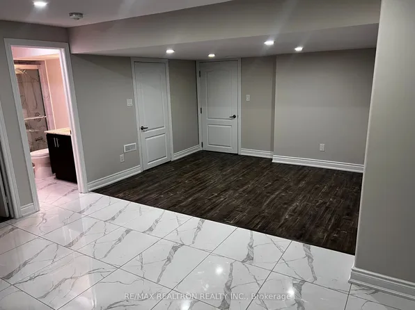 34 Haywood Dr #Basement, Brampton, ON L6X 0W3