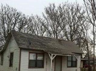 612 N Howard Ave, Elk City, OK 73644