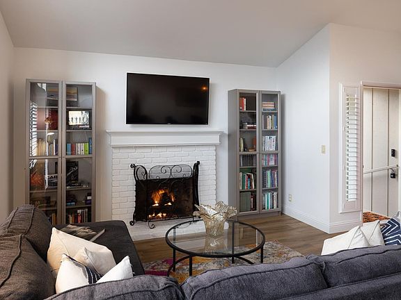 3rd image of 3850 Rio Rd APT 63