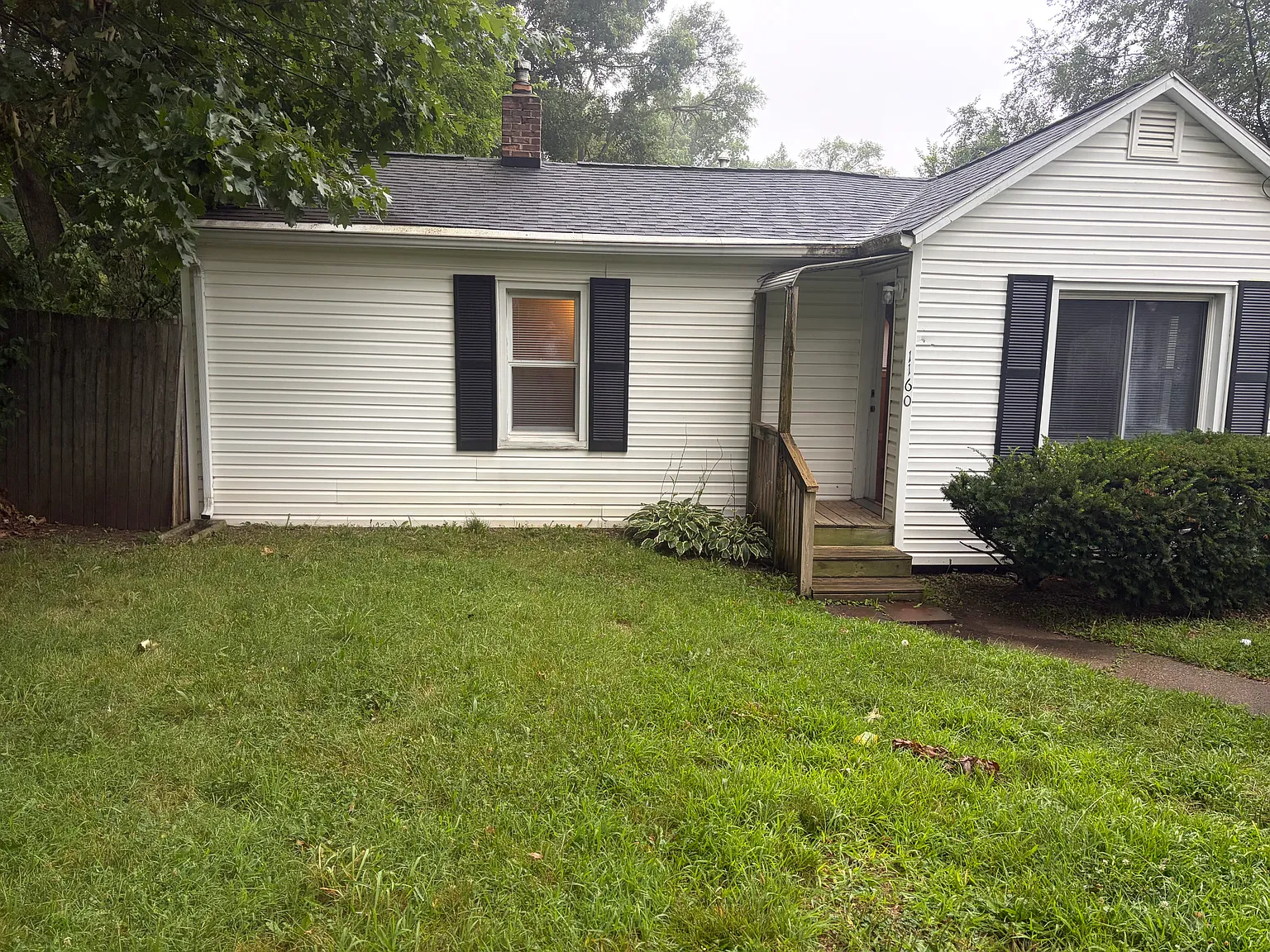 2 bed, $1,250 — Photo 1
