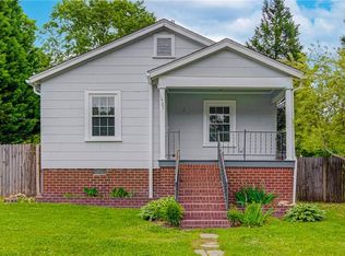 1425 Larson St, Greensboro, NC 27407