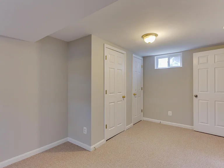 Basement/bedroom 3