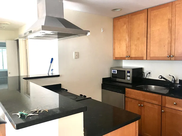 70 Park St #31 — Photo 2