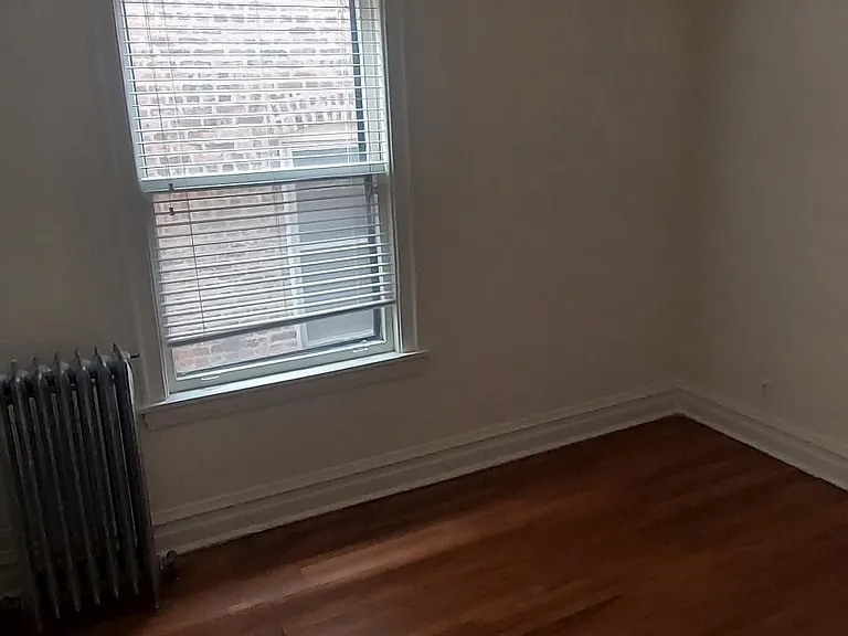 6323 N Wayne Ave #2 — Photo 3