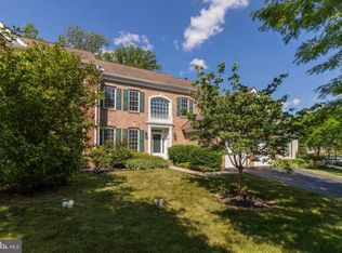 518 Guinevere Dr, Newtown Square, PA 19073