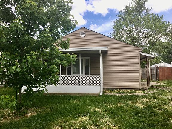 2nd image of 2770 Hiawatha St