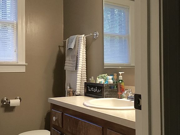 5th image of 2508 Derby Dr