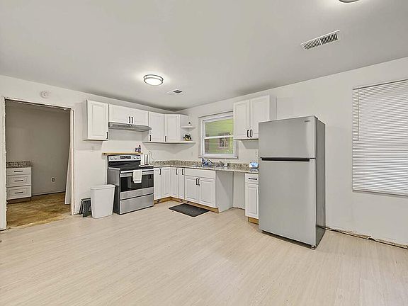 5th image of 1207 Avalon Ave