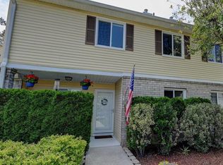 30 Front Ct, Old Bridge, NJ 08857