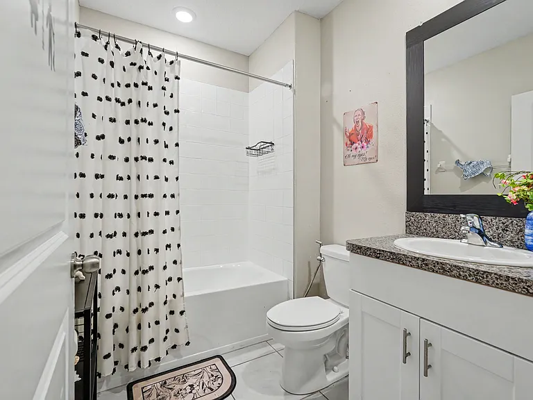7088 King Creek Dr — Photo 1