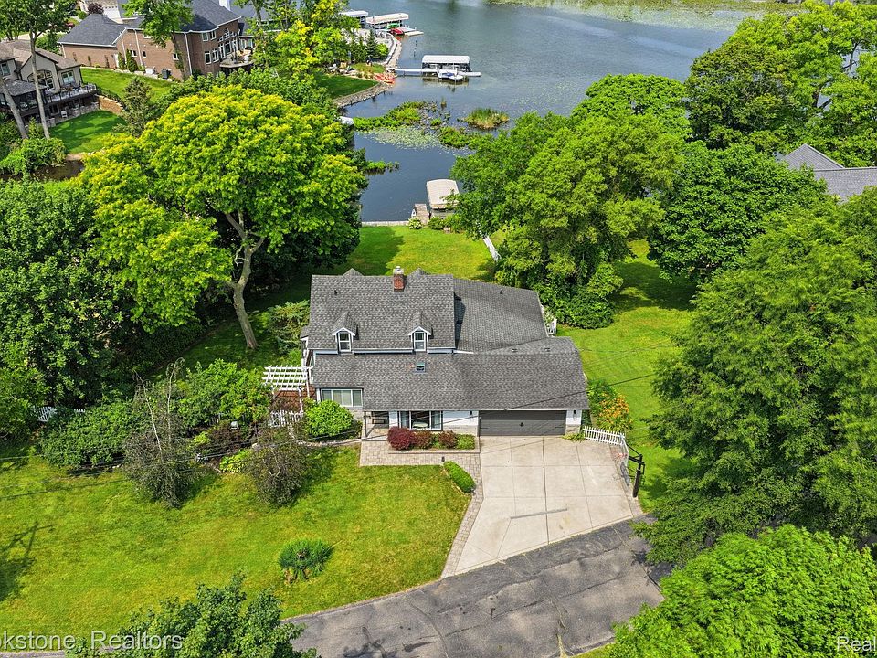 1st image of 4174 Meyers Rd