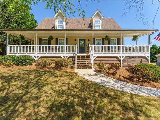 311 Bentcreek Dr, Dallas, GA 30157
