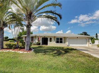 4214 Country Club Blvd, Cape Coral, FL 33904