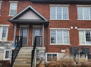 246 Penetanguishene Rd #1, Barrie, ON L4M 7C2