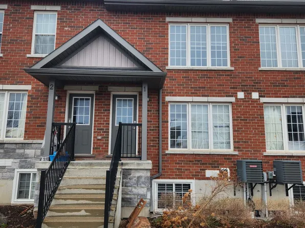 246 Penetanguishene Rd #1, Barrie, ON L4M 7C2