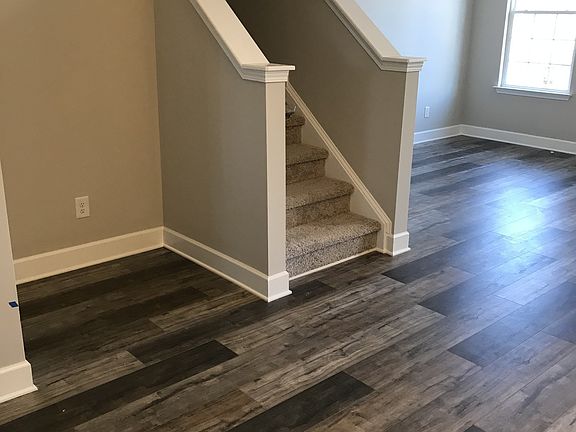 2nd image of 1023 Avery Park Dr