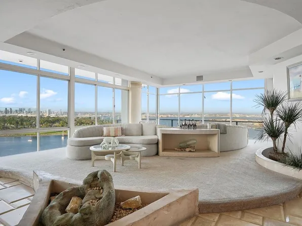 1820 Avenida Del Mundo Unit 1607, Coronado, CA 92118