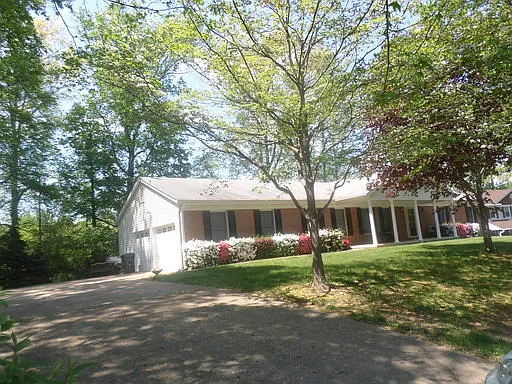 11708 Harvestdale Dr — Photo 17