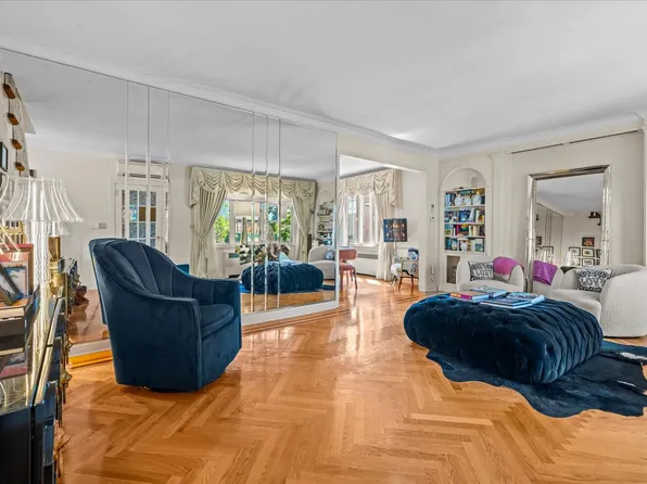 29 Exeter Street image 4 of 17