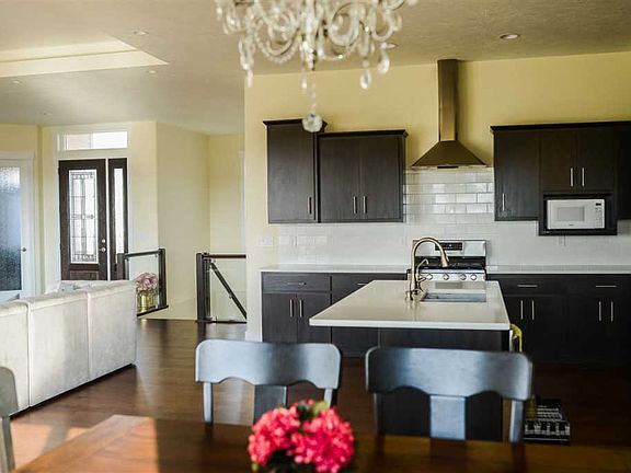 5th image of 2552 Nicklaus Blvd