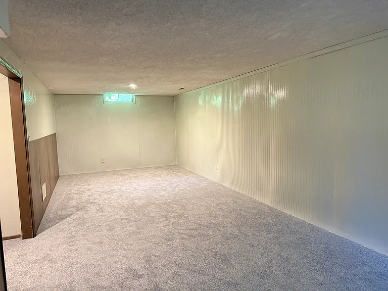 2015 E Idlewild St — Photo 12