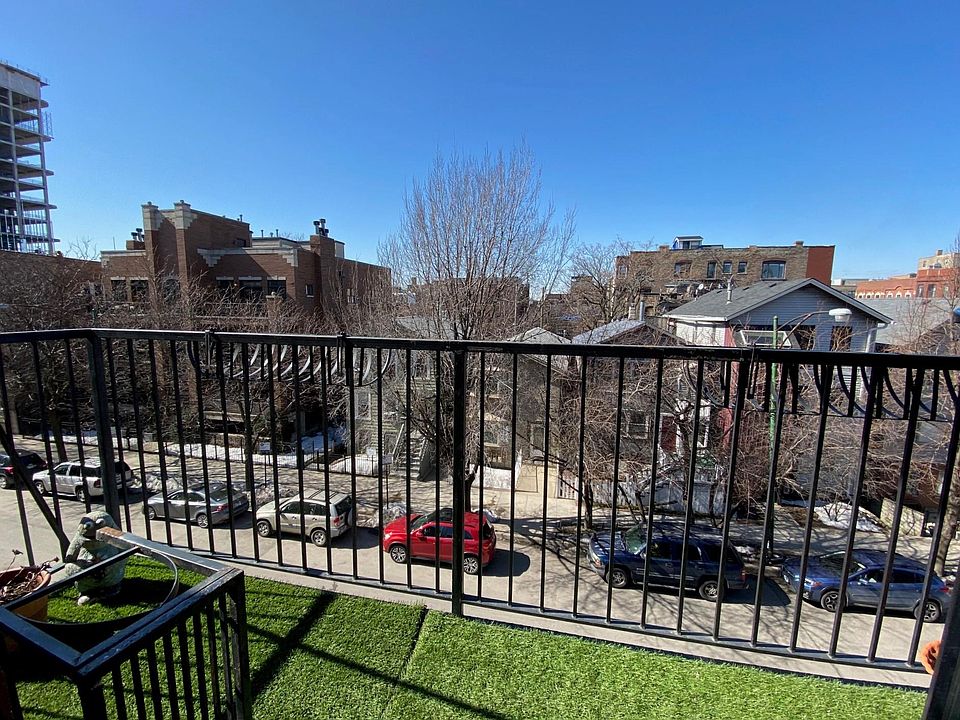 2nd image of 1057 W Grand Ave APT 3M